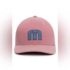 Travis Matthew’s Men’s L/XL hat.
